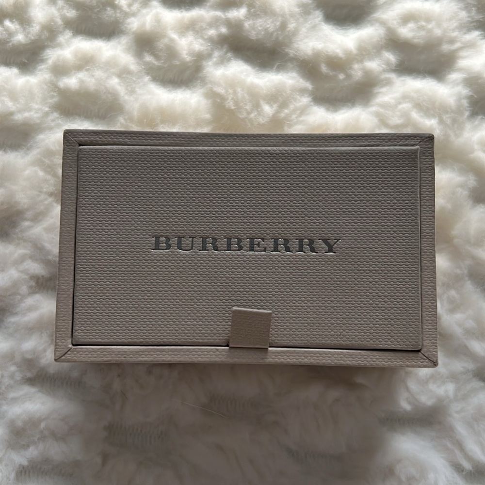 Burberry Circle Check Cuff Link-Authentic-NIB - Picture 6 of 9